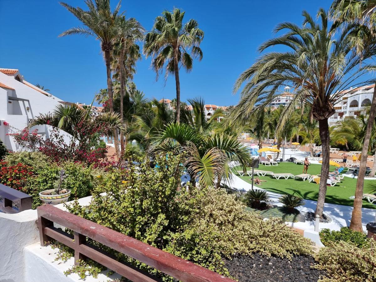 Studio Apartment No 1 Directly On The Beach And Sea, Terrace, Heated Pool, Wifi Playa de las Américas Eksteriør billede