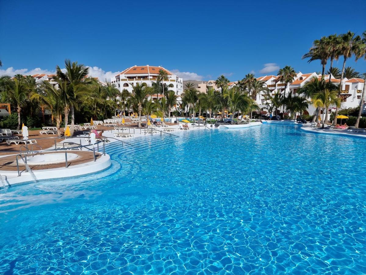 Studio Apartment No 1 Directly On The Beach And Sea, Terrace, Heated Pool, Wifi Playa de las Américas Eksteriør billede