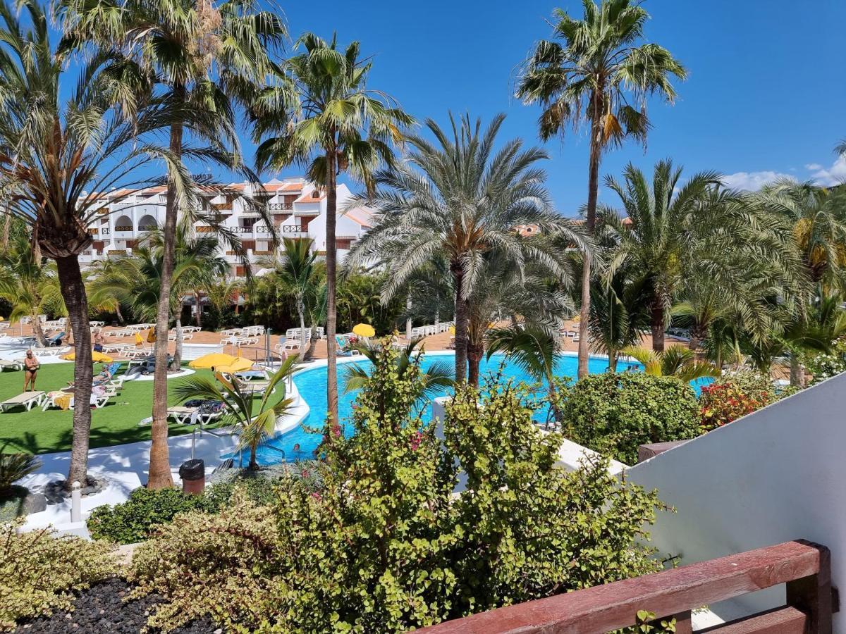 Studio Apartment No 1 Directly On The Beach And Sea, Terrace, Heated Pool, Wifi Playa de las Américas Eksteriør billede