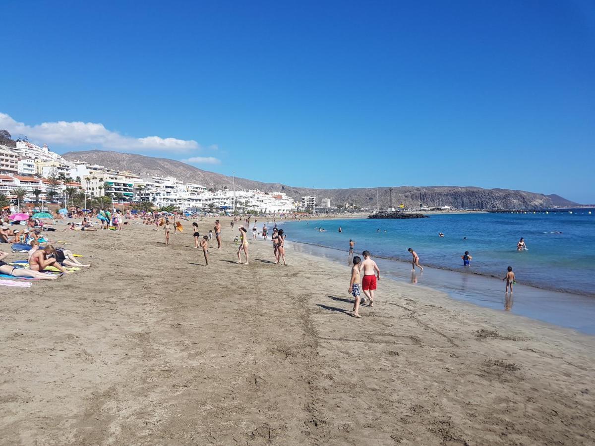 Studio Apartment No 1 Directly On The Beach And Sea, Terrace, Heated Pool, Wifi Playa de las Américas Eksteriør billede